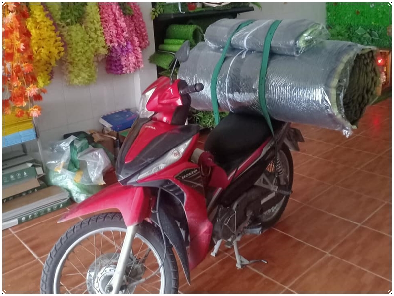 Giàng hàng cỏ nhân tạo nhanh chóng dù là 1m2
