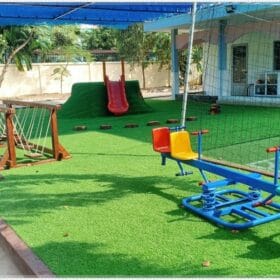 Thảm cỏ nhân tạo trường mầm non ngoài trời