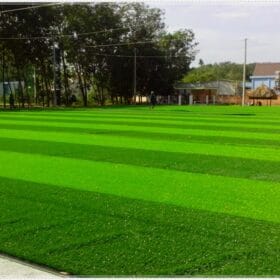 Sân bóng hoàn thiện