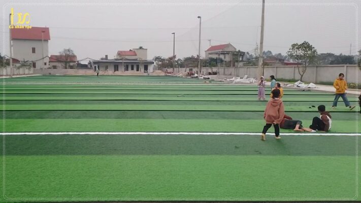 Thi công sân bóng đá cỏ nhân tạo trọn gói
