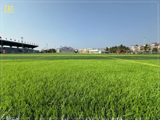 Cỏ nhân tạo làm sân bóng đá
