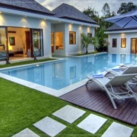 Thảm cỏ nhân tạo trải hồ bơi đẹp