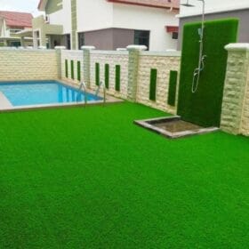 Cỏ nhân tạo trải hồ bơi