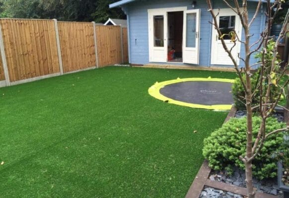 Tạo sân chơi đẹp, sạch sẽ