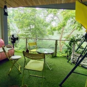 Cỏ nhân tạo trang trí Homestay, khách sạn