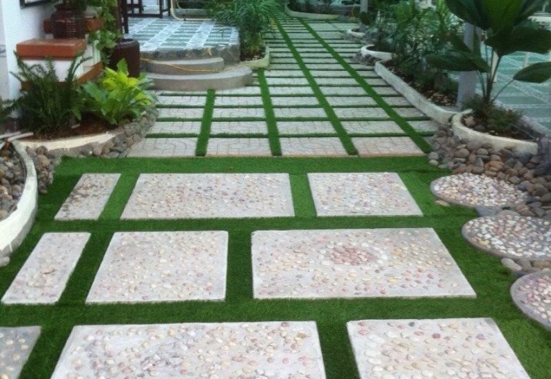 Lót kẽ gạch sân vườn