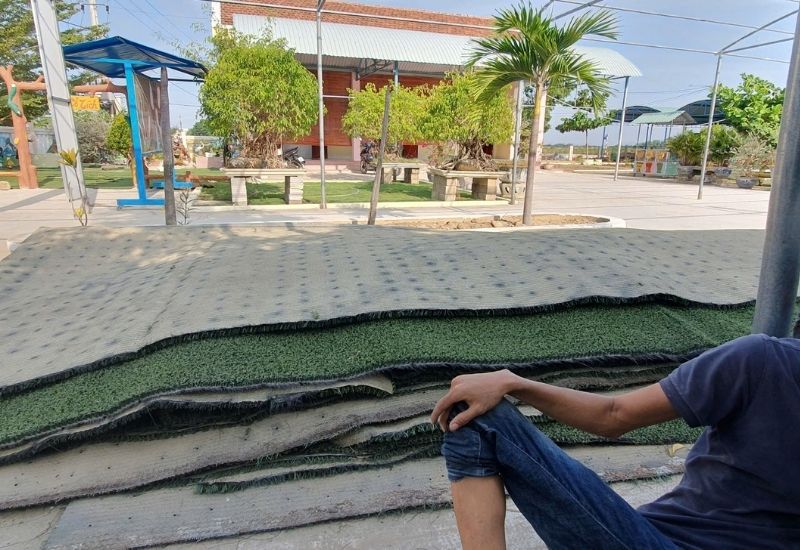 Thảm cỏ nhân tạo thanh lý giao tận nơi miễn phí