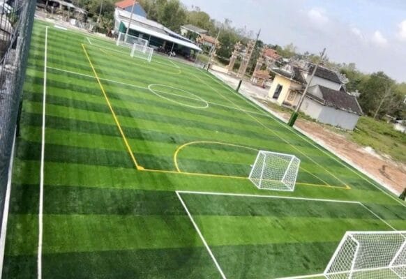 Thi công trọn gói sân bóng đá cỏ nhân tạo