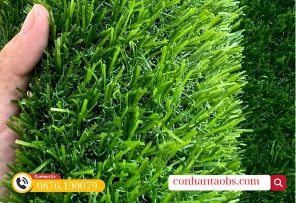 Độ hoàn thiện mặt cỏ tốt, bền màu